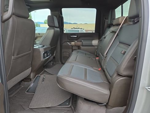 Used 2023 GMC Sierra 2500 Denali AWD/4WD image 32