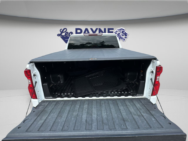 Used 2021 Chevrolet Silverado 1500 LT w/ Z71 Off-Road Package AWD/4WD image 18