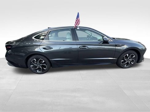 Used 2025 Hyundai Sonata SEL FWD image 8