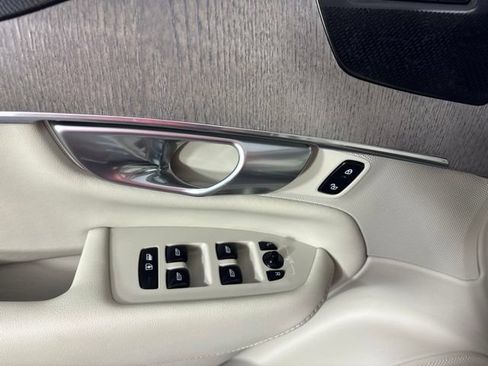 Used 2023 Volvo XC90 B6 Plus w/ Protection Package Premier AWD/4WD image 15