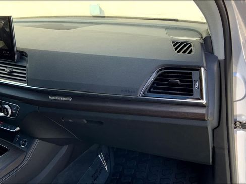 Used 2022 Audi Q5 Premium Plus w/ Premium Plus Package image 24