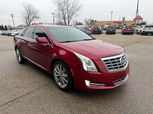 Used 2013 Cadillac XTS Luxury w/ Driver Awareness Package image 3