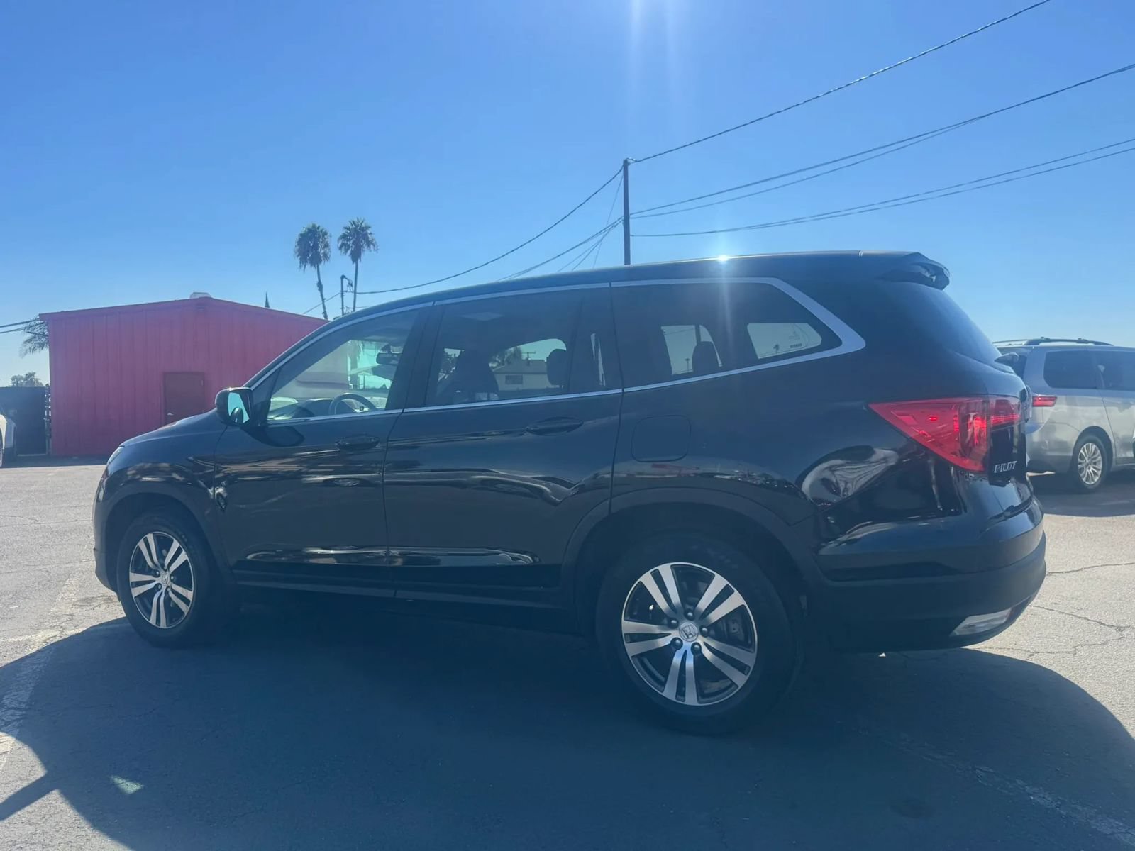 Used 2017 Honda Pilot EX-L image 4