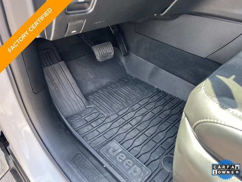 Certified 2025 Jeep Grand Cherokee Altitude w/ MOPAR Finishing Package AWD/4WD image 29