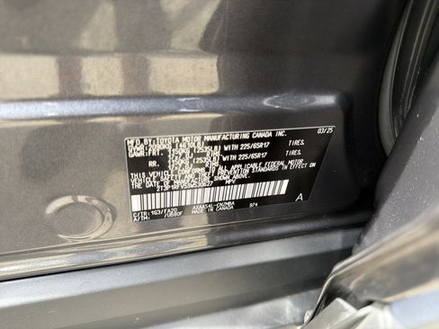 Used 2025 Toyota RAV4 XLE image 30