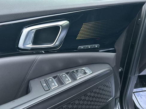 New 2026 Kia Carnival SX Prestige image 18