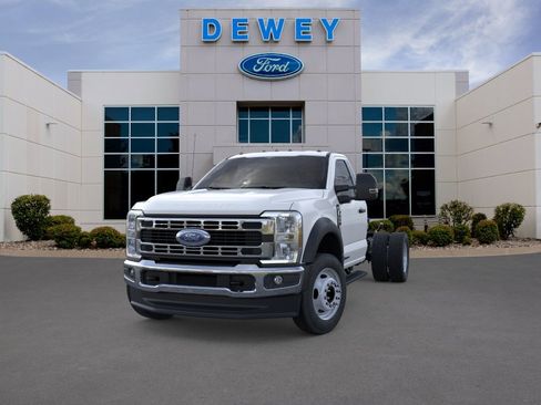New 2026 Ford F550 4x4 Regular Cab Super Duty image 2