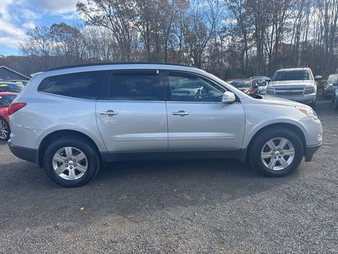 Used 2012 Chevrolet Traverse LT image 9