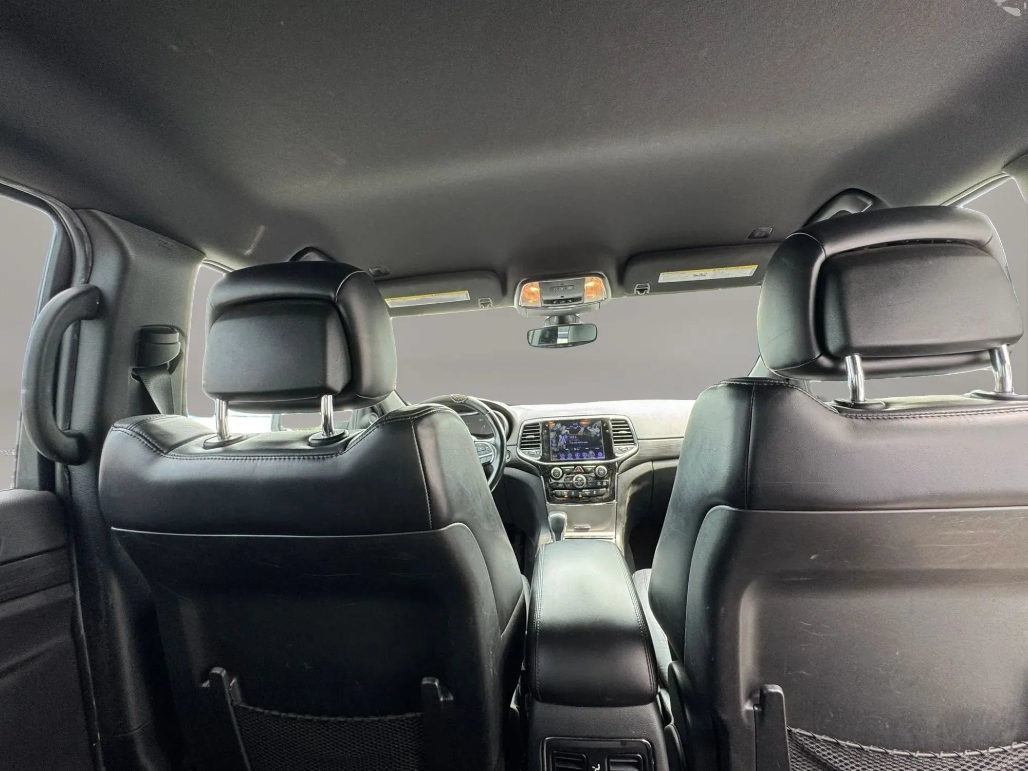 Used 2019 Jeep Grand Cherokee Altitude RWD image 14