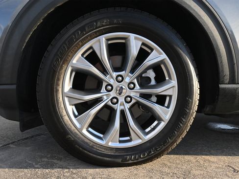 Used 2021 Ford Explorer Limited w/ Equipment Group 301A image 31