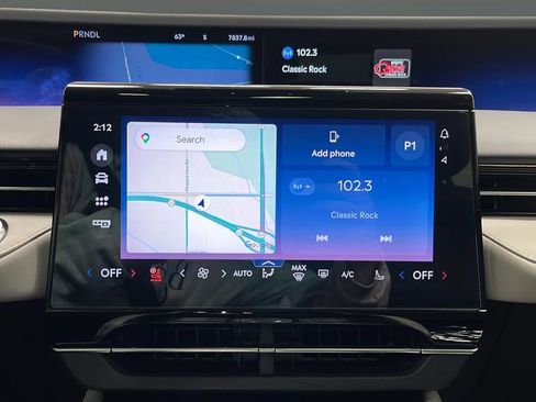 Used 2025 Lincoln Nautilus Premier w/ Equipment Group 102A AWD/4WD image 13