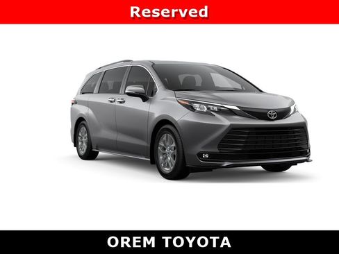 New 2026 Toyota Sienna XLE FWD image 15