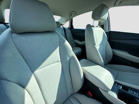 Certified 2025 Honda Accord LX image 24