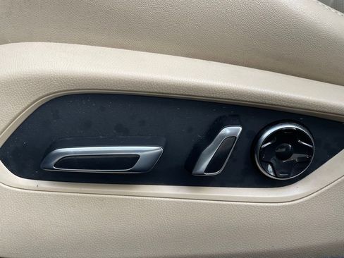 Used 2023 Acura TLX w/ Technology Package image 10