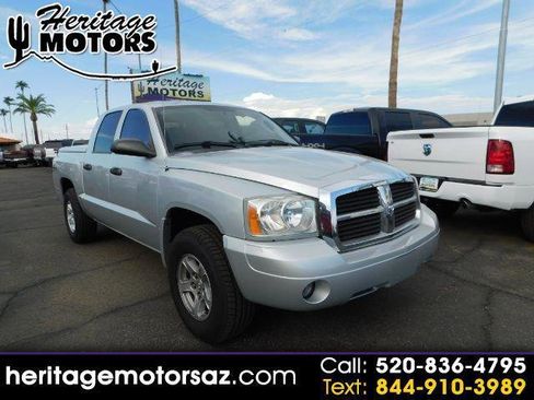 Used 2006 Dodge Dakota SLT AWD/4WD image 1