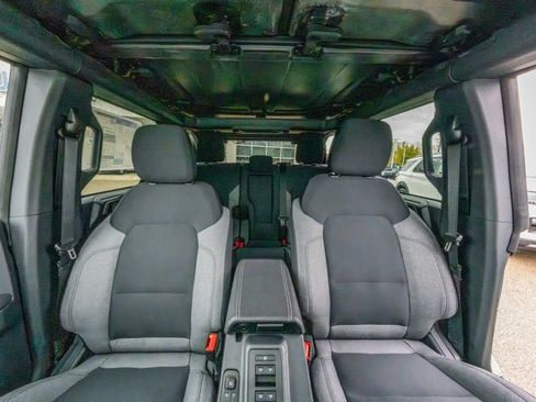 Used 2025 Ford Bronco Big Bend image 41