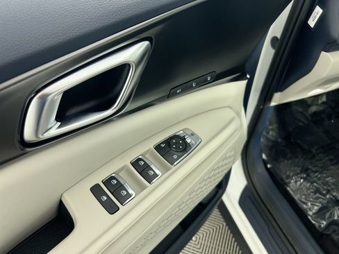New 2027 Kia Carnival SX w/ Dark Edition Package FWD image 16
