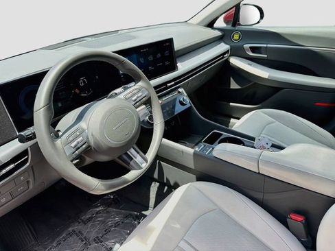 Certified 2026 Hyundai Sonata SEL FWD image 9