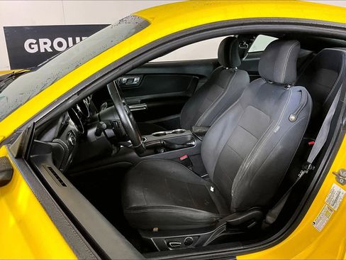 Used 2015 Ford Mustang V6 w/ Equipment Group 051A image 8