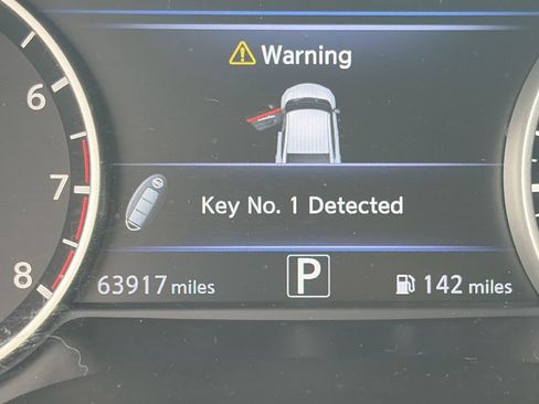 Used 2021 Nissan Maxima SR w/ Sport Mat Group FWD image 13