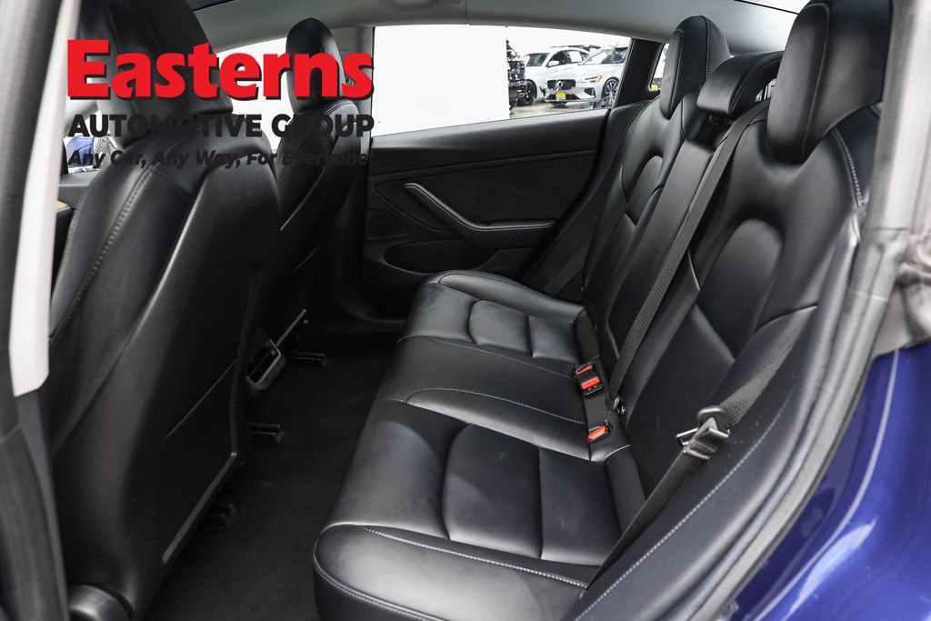 Used 2018 Tesla Model 3 Long Range RWD image 18