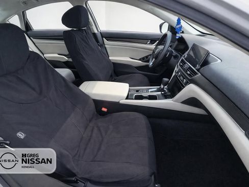 Used 2021 Honda Accord LX image 11