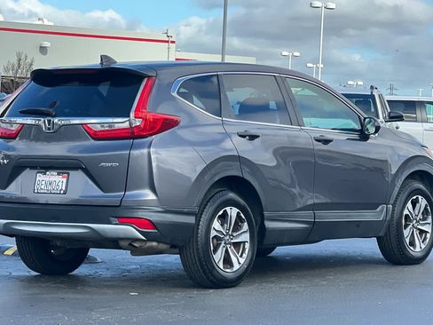 Used 2018 Honda CR-V LX image 2