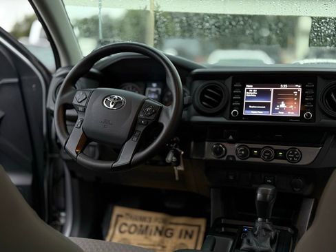 Used 2020 Toyota Tacoma SR image 14