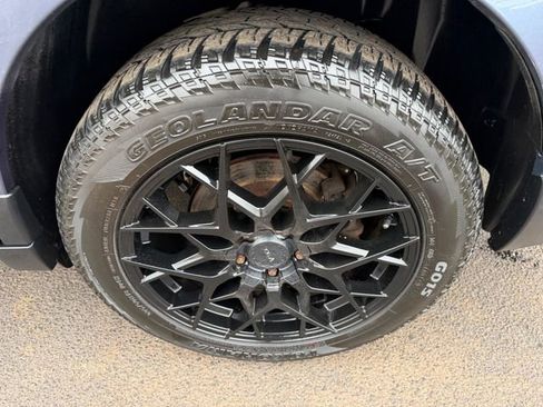 Used 2018 Subaru Outback 2.5i Premium image 14