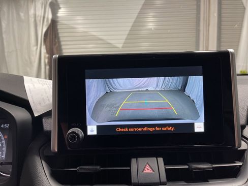 Used 2024 Toyota RAV4 LE image 33