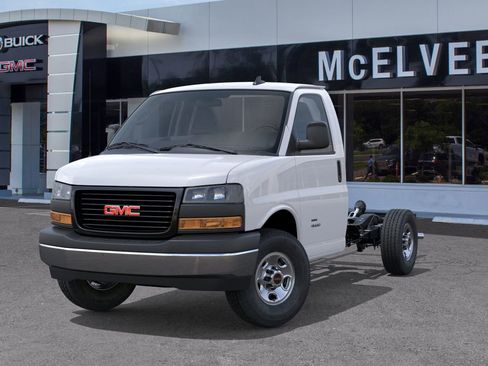 New 2025 GMC Savana 3500 1WT w/ Power Convenience Package image 30