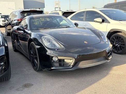 Used 2016 Porsche Cayman RWD image 4