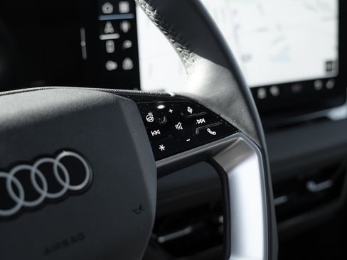 Certified 2025 Audi Q6 e-tron Premium Plus w/ Premium Plus AWD/4WD image 12