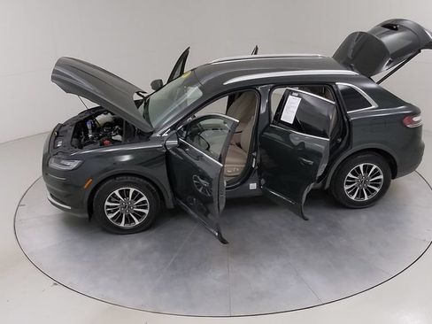 Used 2023 Lincoln Nautilus FWD w/ Premium Package image 51