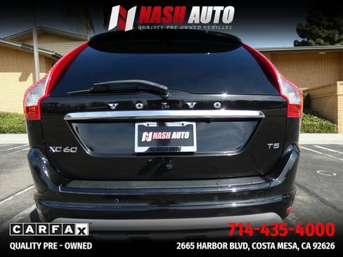 Used 2017 Volvo XC60 T5 Dynamic w/ Preferred Option Package FWD image 10