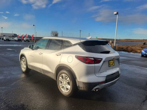 Used 2022 Chevrolet Blazer LT image 3