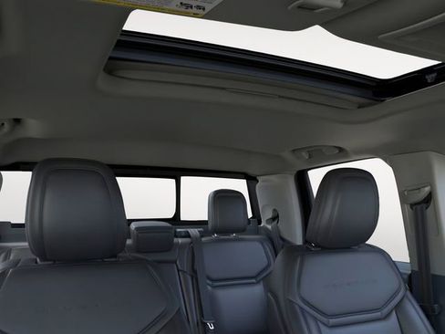 New 2026 Ford Maverick Lariat w/ Black Appearance Package image 12