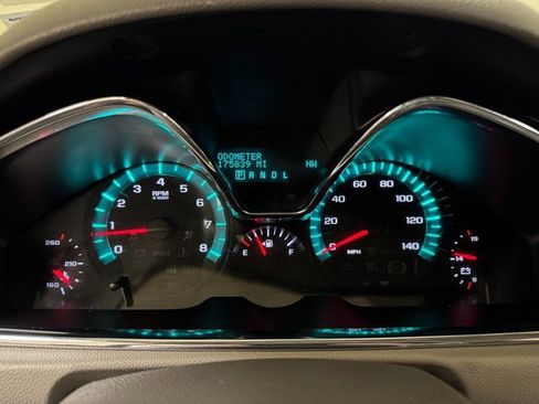Used 2015 Chevrolet Traverse LS image 11