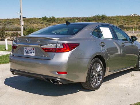 Used 2018 Lexus ES 350 350 w/ Navigation System Package image 7