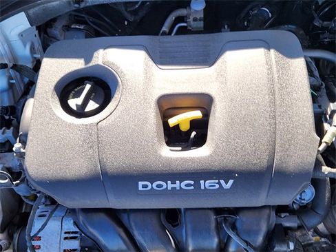 Used 2017 Hyundai Elantra SE w/ SE A/T Tech Package 03 image 15