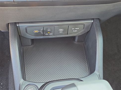 New 2025 Kia K4 LXS image 27