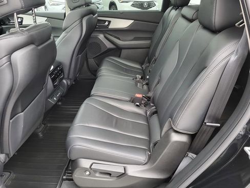 Used 2023 Acura MDX FWD w/ Technology Package image 12