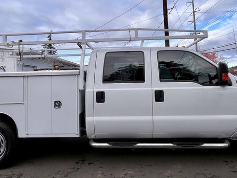 Used 2012 Ford F350 XL w/ PWR Equipment Group RWD image 3