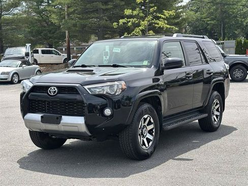 Used 2019 Toyota 4Runner TRD Off-Road AWD/4WD image 1