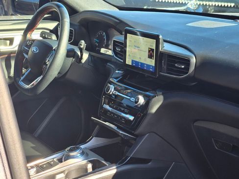 Certified 2022 Ford Explorer ST-Line image 7