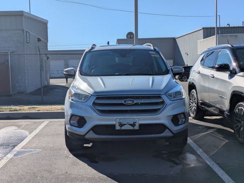 Certified 2018 Ford Escape Titanium image 3