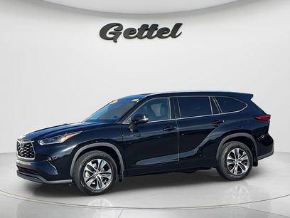 Used 2021 Toyota Highlander XLE