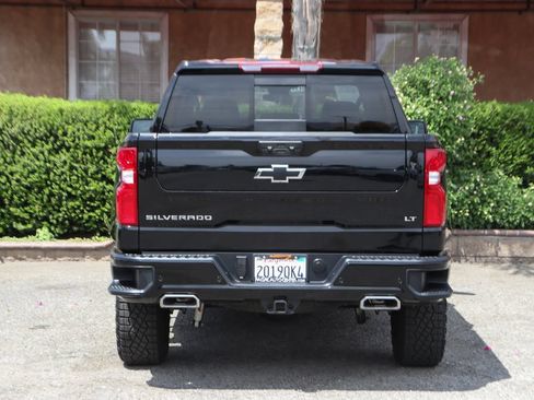Used 2026 Chevrolet Silverado 1500 LT Trail Boss w/ LT Trail Boss Premium Package AWD/4WD image 7