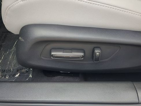 New 2025 Acura Integra image 20