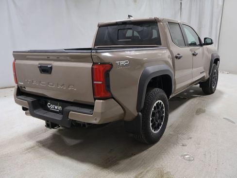 New 2026 Toyota Tacoma TRD Off-Road AWD/4WD image 4